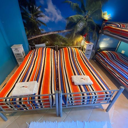 Amazigh Guincho Hostel & Suites 卡斯凯什 外观 照片